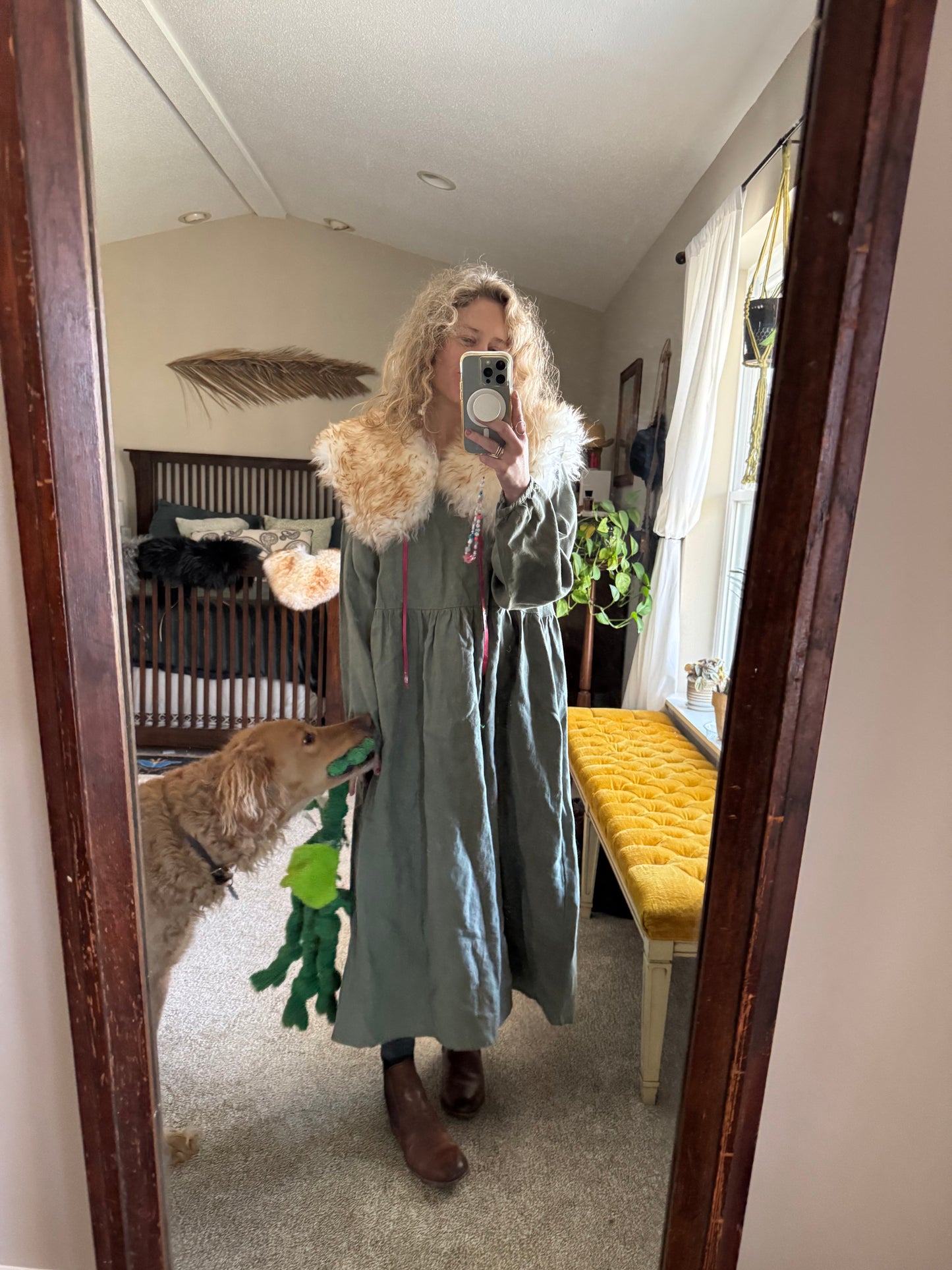 Cream Wool Collar - pink neck ties