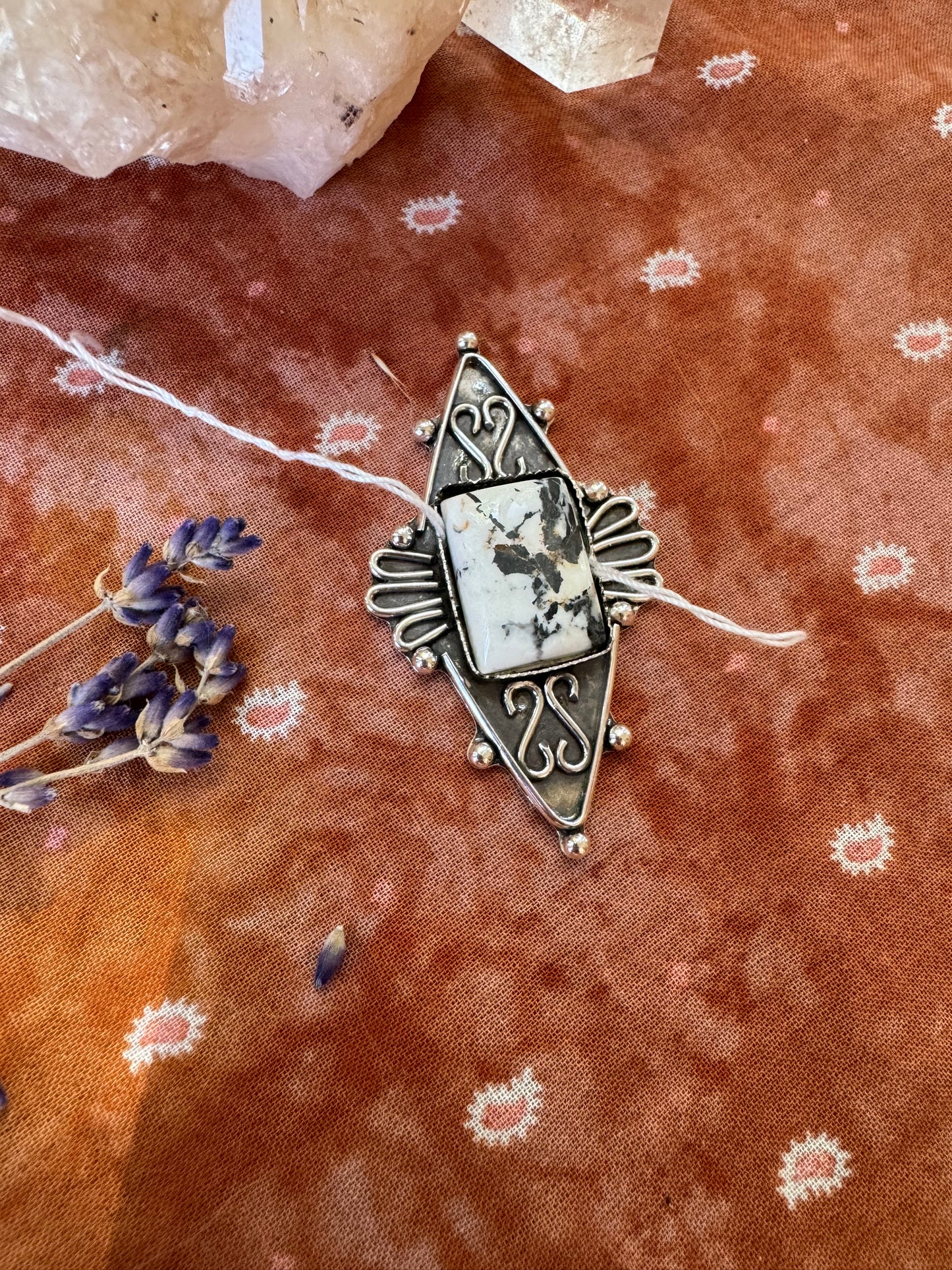 White Buffalo Turquoise "Paradise Valley" - Unfinished