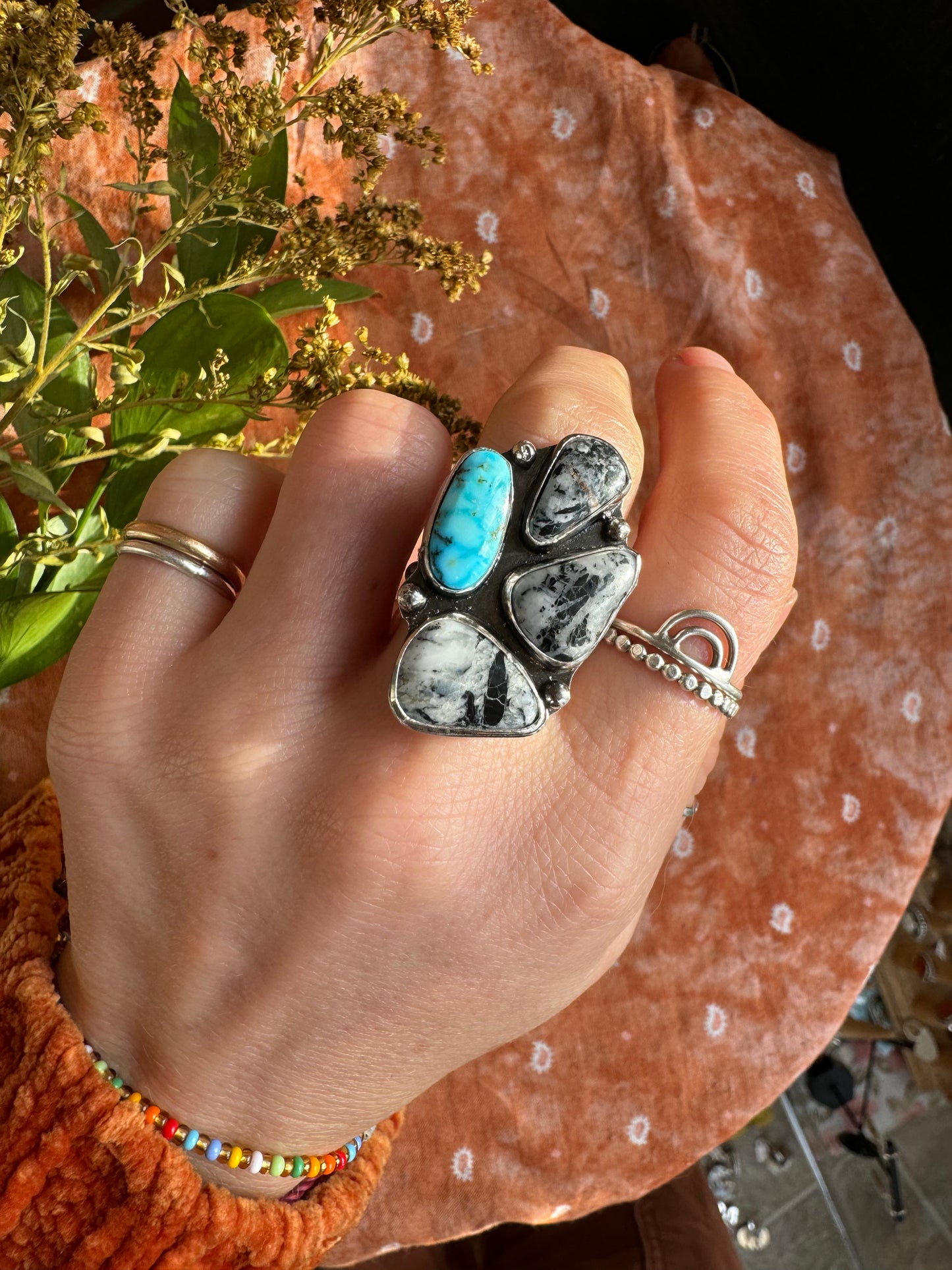 White Buffalo Turquoise Statement ring - Size 7 3/4
