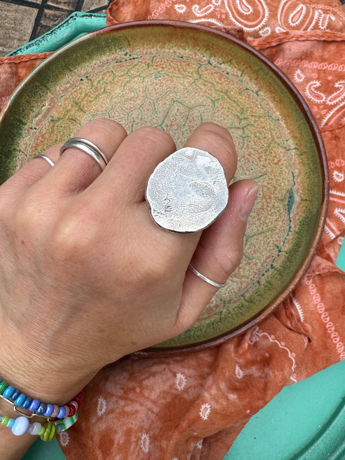 Medallion Ring - size 9