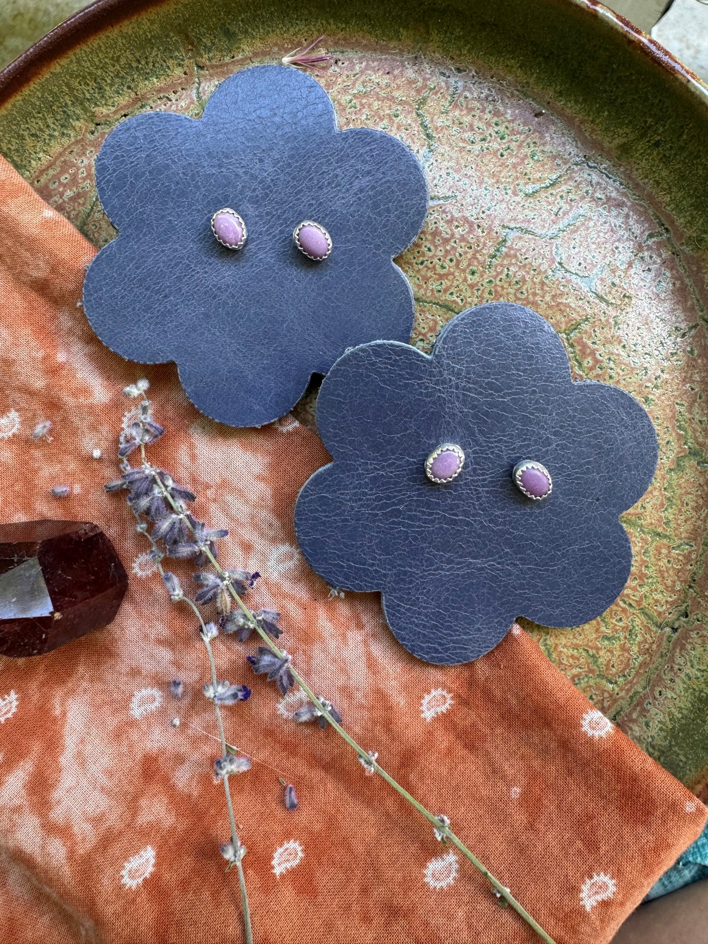 Phosphosiderite Purple Studs