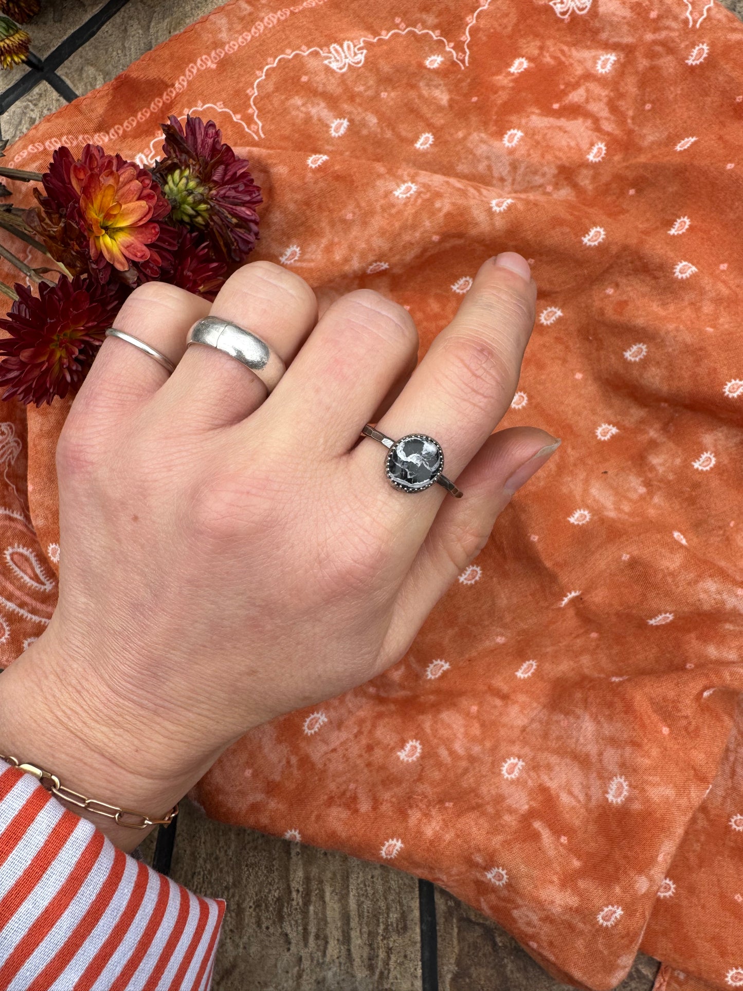 White Buffalo Stacker - size 9 3/4