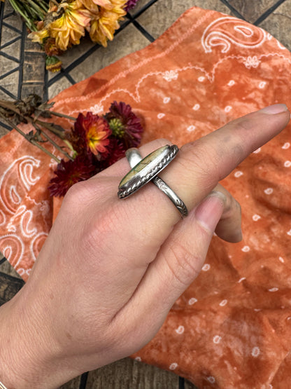 Royston Ribbon Ring - size 7