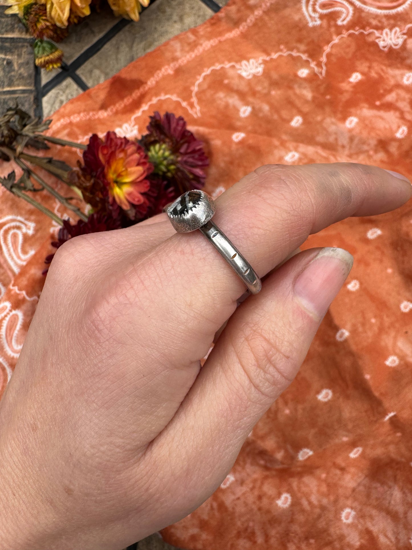 White Buffalo Stacker - size 7 1/2