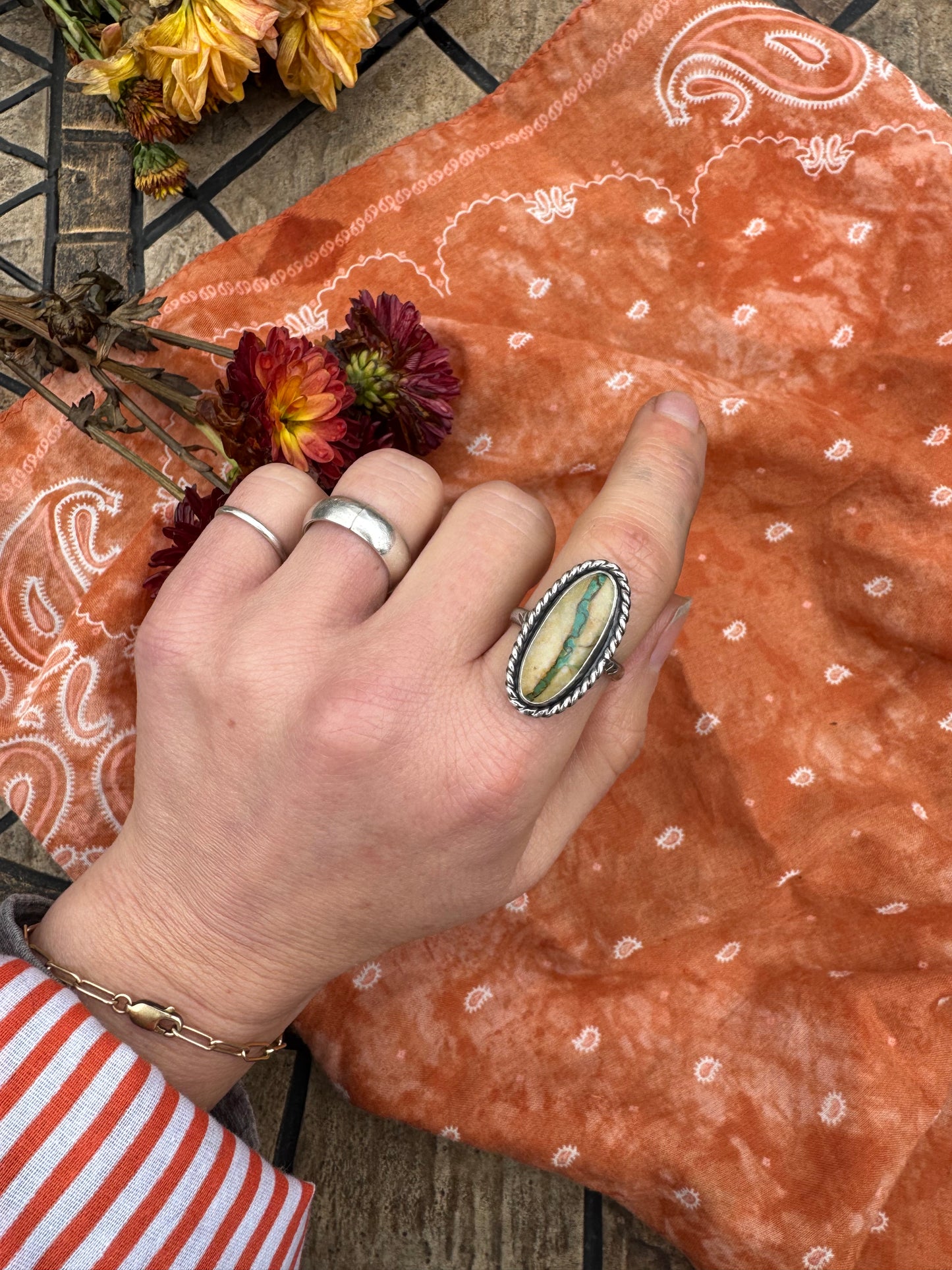 Royston Ribbon Ring - size 7