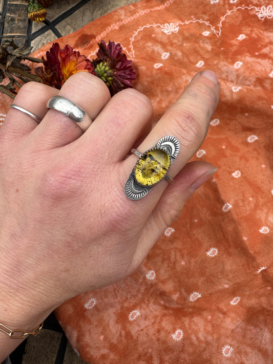 Amber "Reflections" ring - size 7 1/4