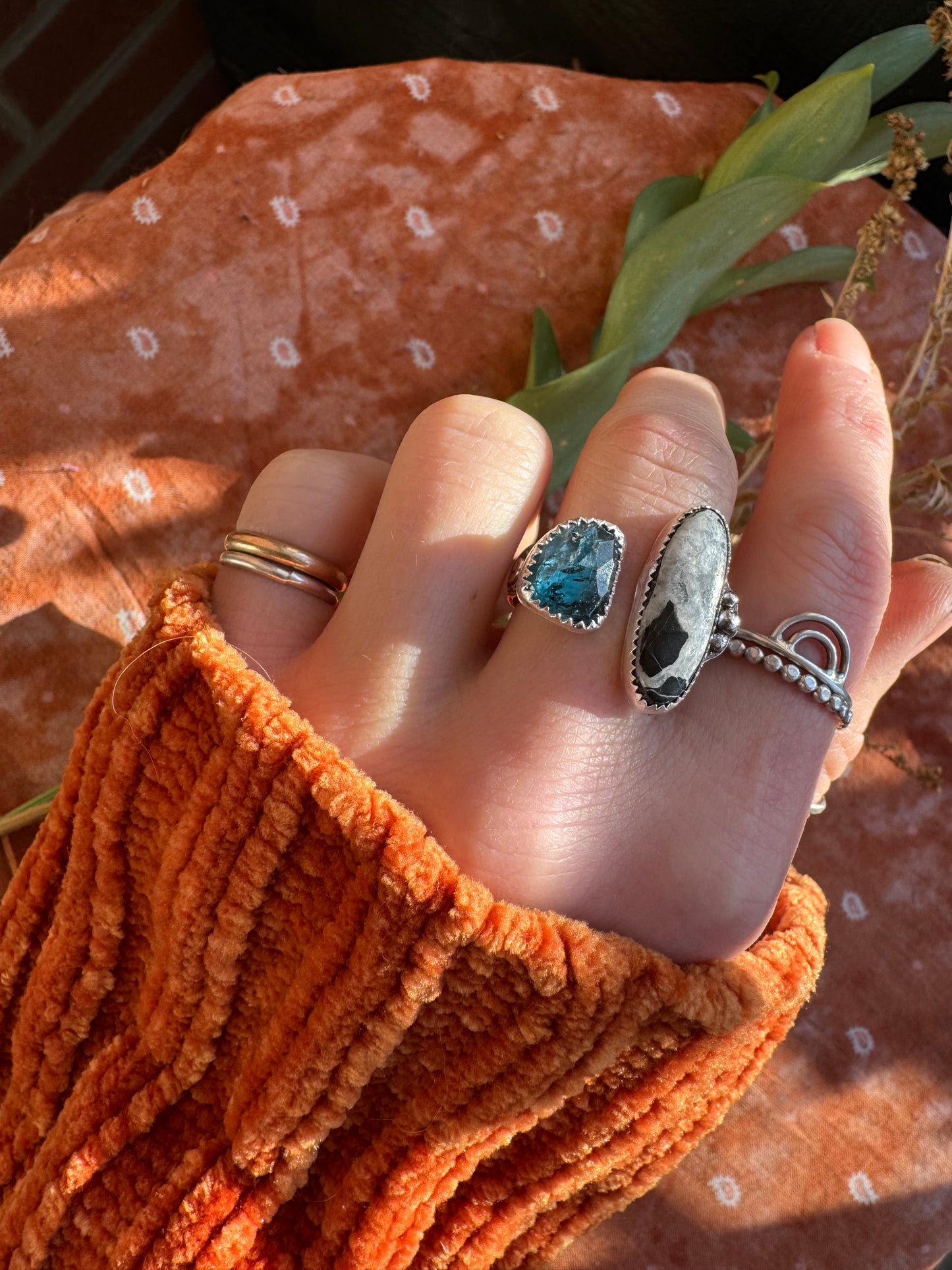 White Buffalo + Kyanite "Sisters" Ring - Size 8 1/2 - 9