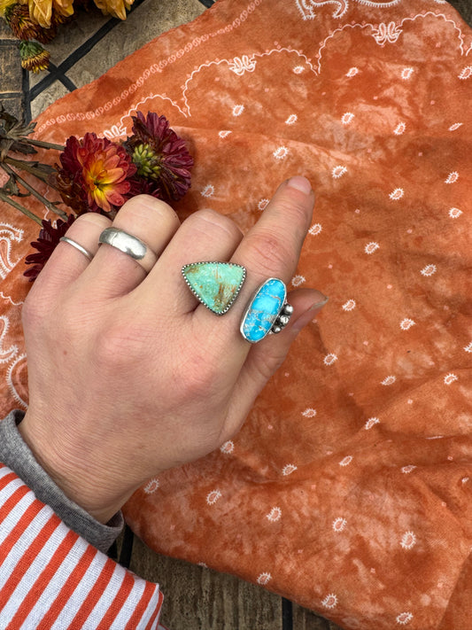 Turquoise "Sisters" ring - size 7 to 7 1/2
