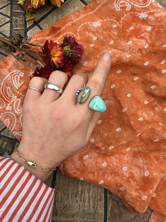 Turquoise "Sisters" ring - size 6 1/2 to 7