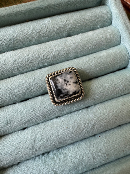 White Buffalo Ring no. 3 - Size 6