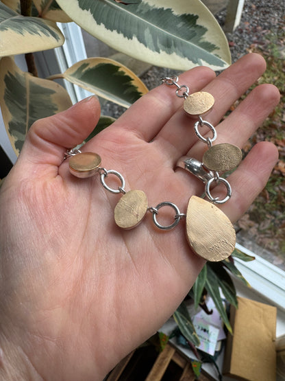 Autumn tone “Kiavah” necklace